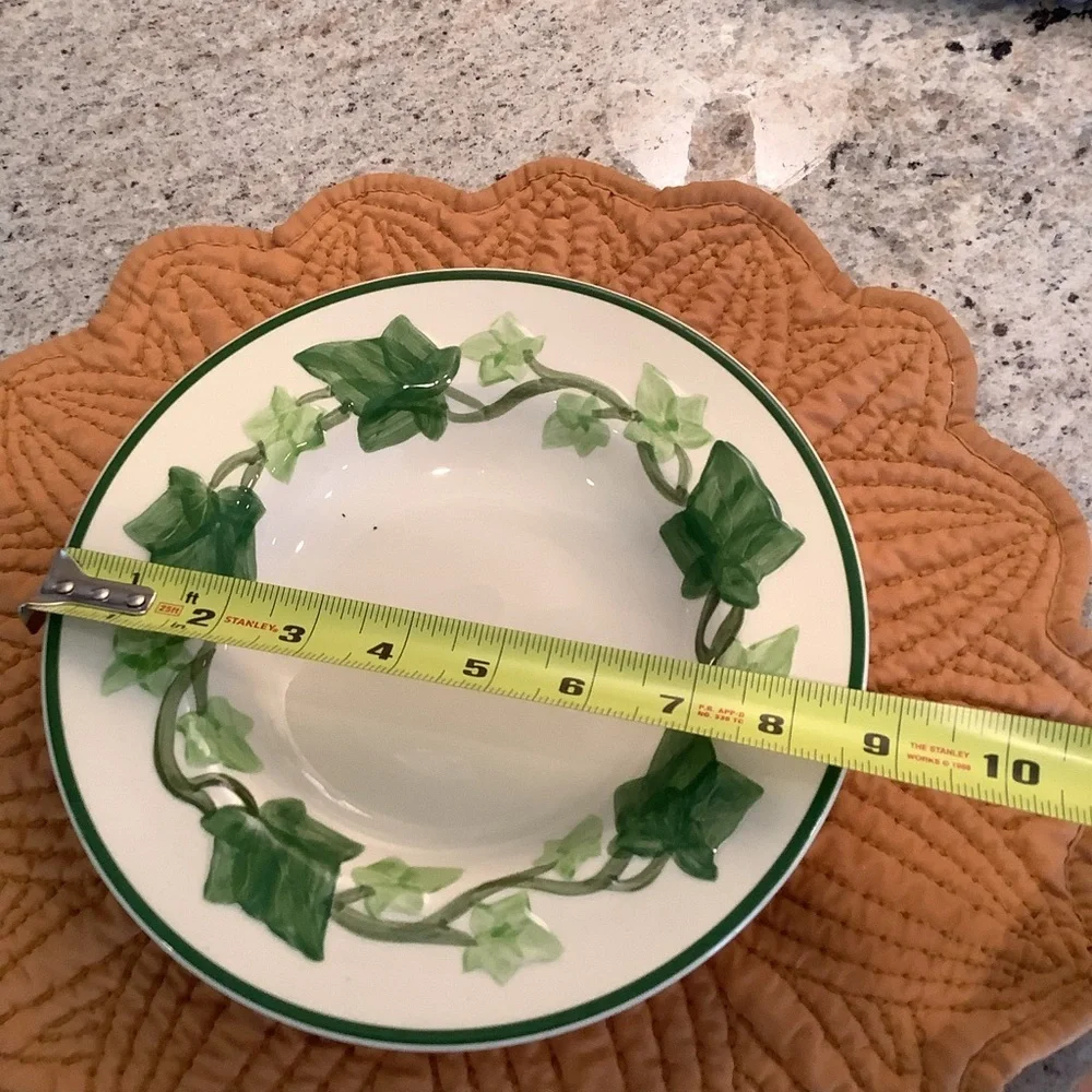 One Franciscan Ivy 8.5” Rimmed Soup Bowl USA California Earthenware